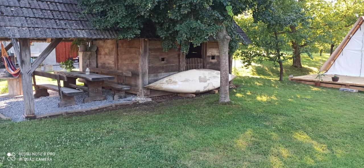 Na Vrtu K25 Hotel Gradac Bagian luar foto