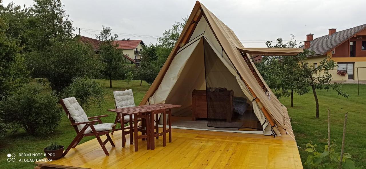 Na Vrtu K25 Hotel Gradac Bagian luar foto