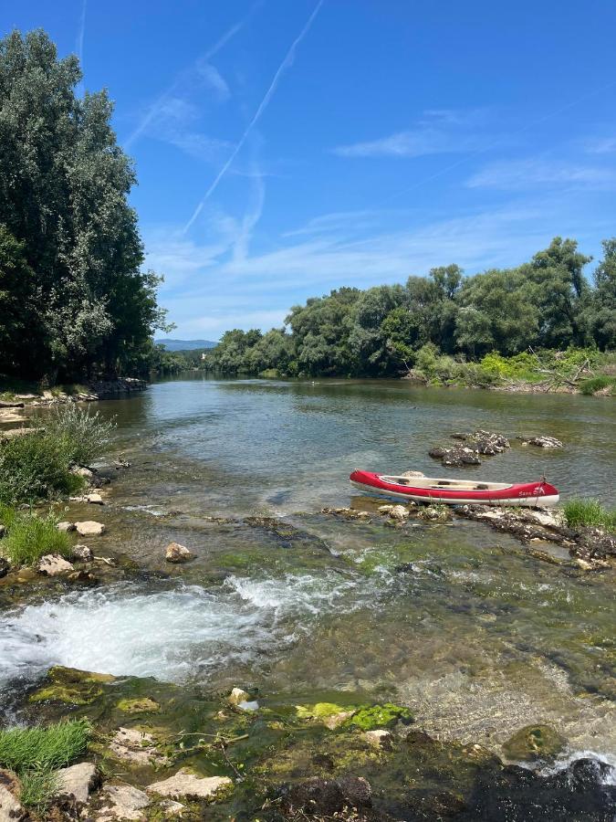 Na Vrtu K25 Hotel Gradac Bagian luar foto